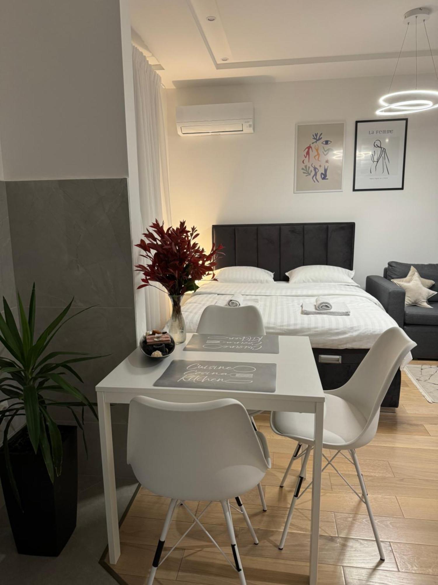 Apartman Porto トレビニエ エクステリア 写真